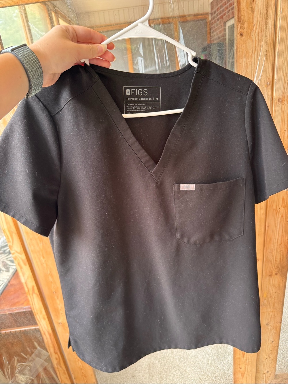 Figs scrub top